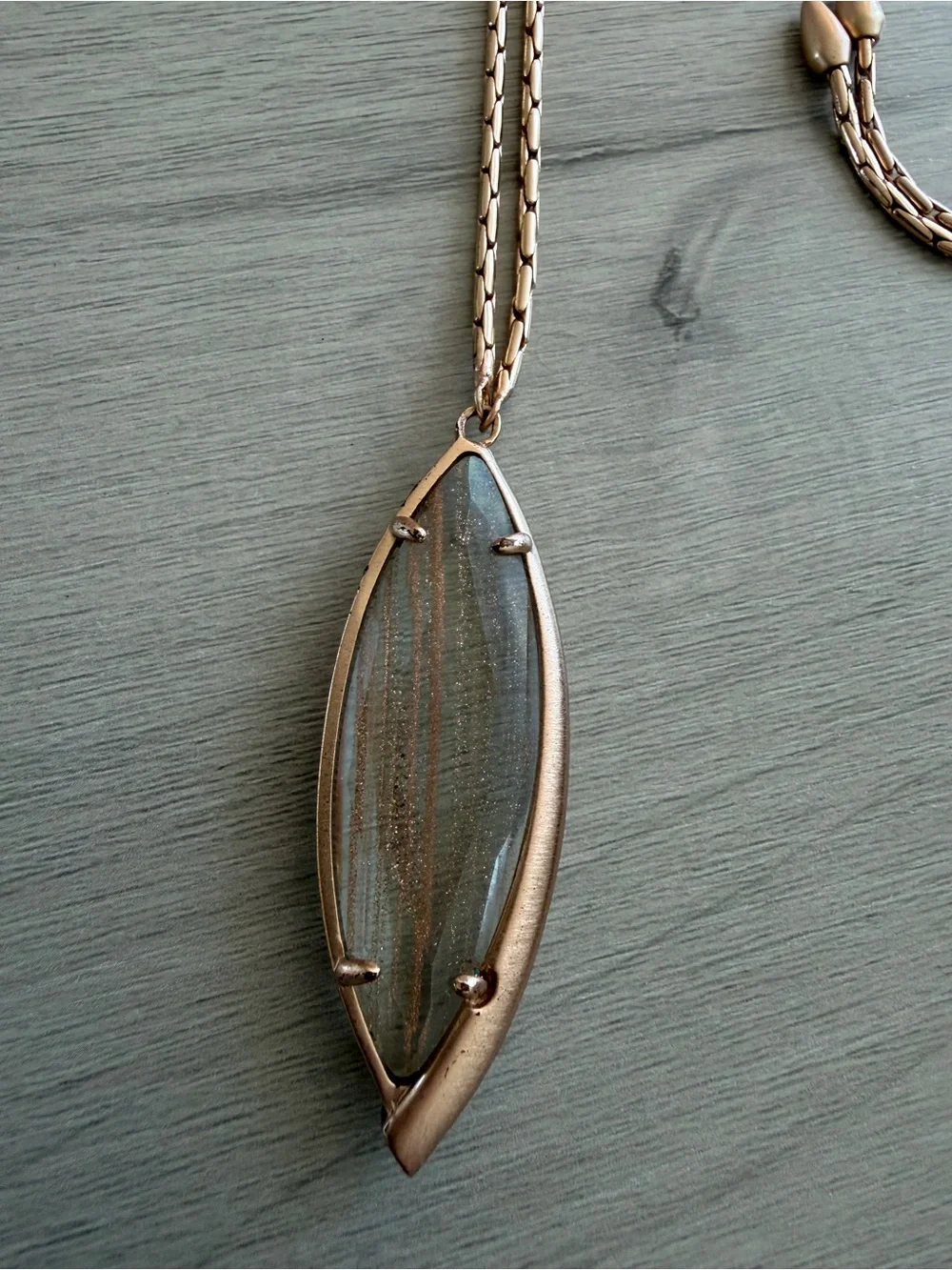 Kendra Scott adjustable Rose Gold Pendant Necklace - Picture 2 of 4